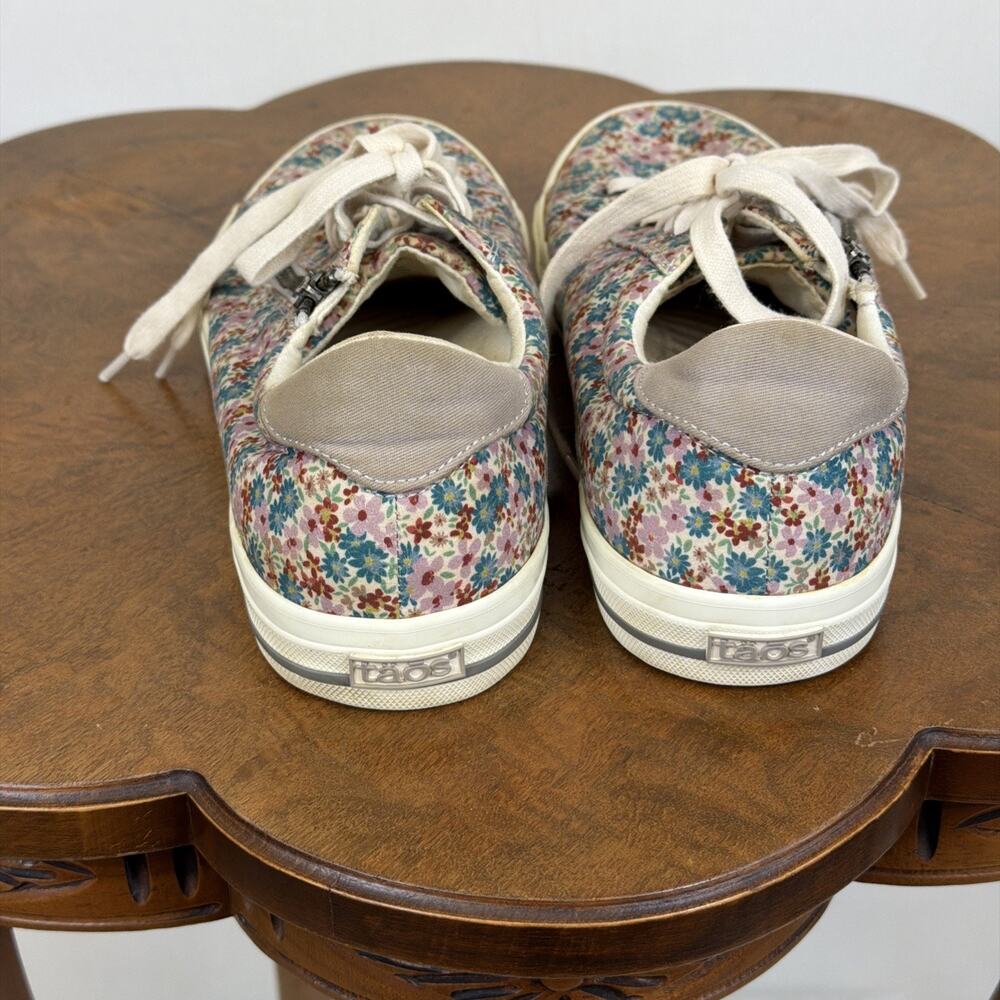 Taos Multicolor Floral Pattern Lace Up or Zip Closure Sneaker Womens Size 10.5 - Picture 5 of 7